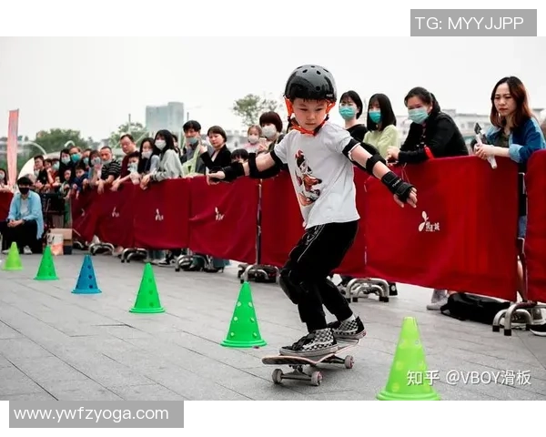 重庆滑板队创历史新高滑板意识排名跃升引发广泛关注与讨论